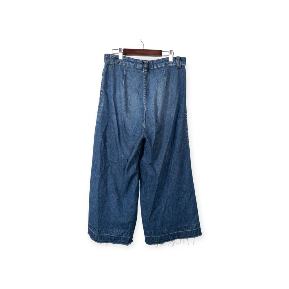 We The Free Dawn to Dusk Ultra High Rise Flare Jeans SZ 28 Patch Pocket Crop - Picture 4 of 16